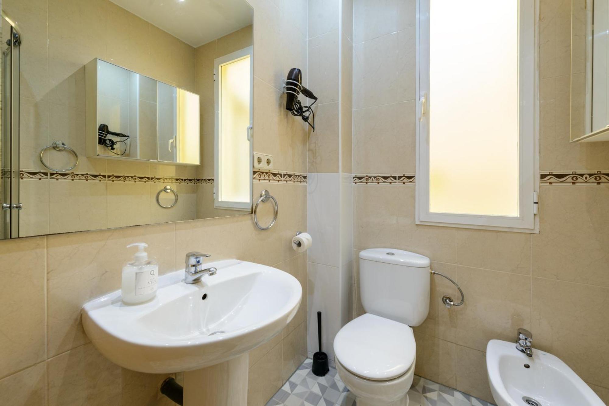 Amplio Piso En Madrid Centro Con Vistas Al Templo De Debod Apartman Kültér fotó