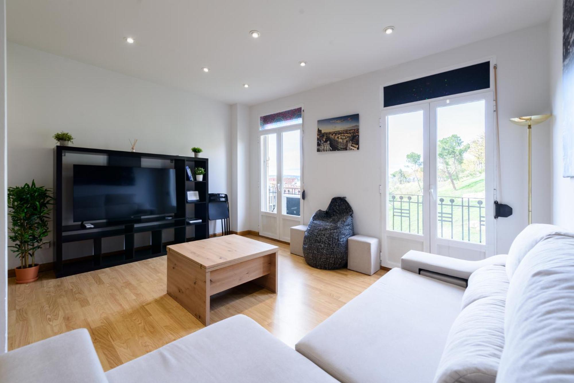 Amplio Piso En Madrid Centro Con Vistas Al Templo De Debod Apartman Kültér fotó